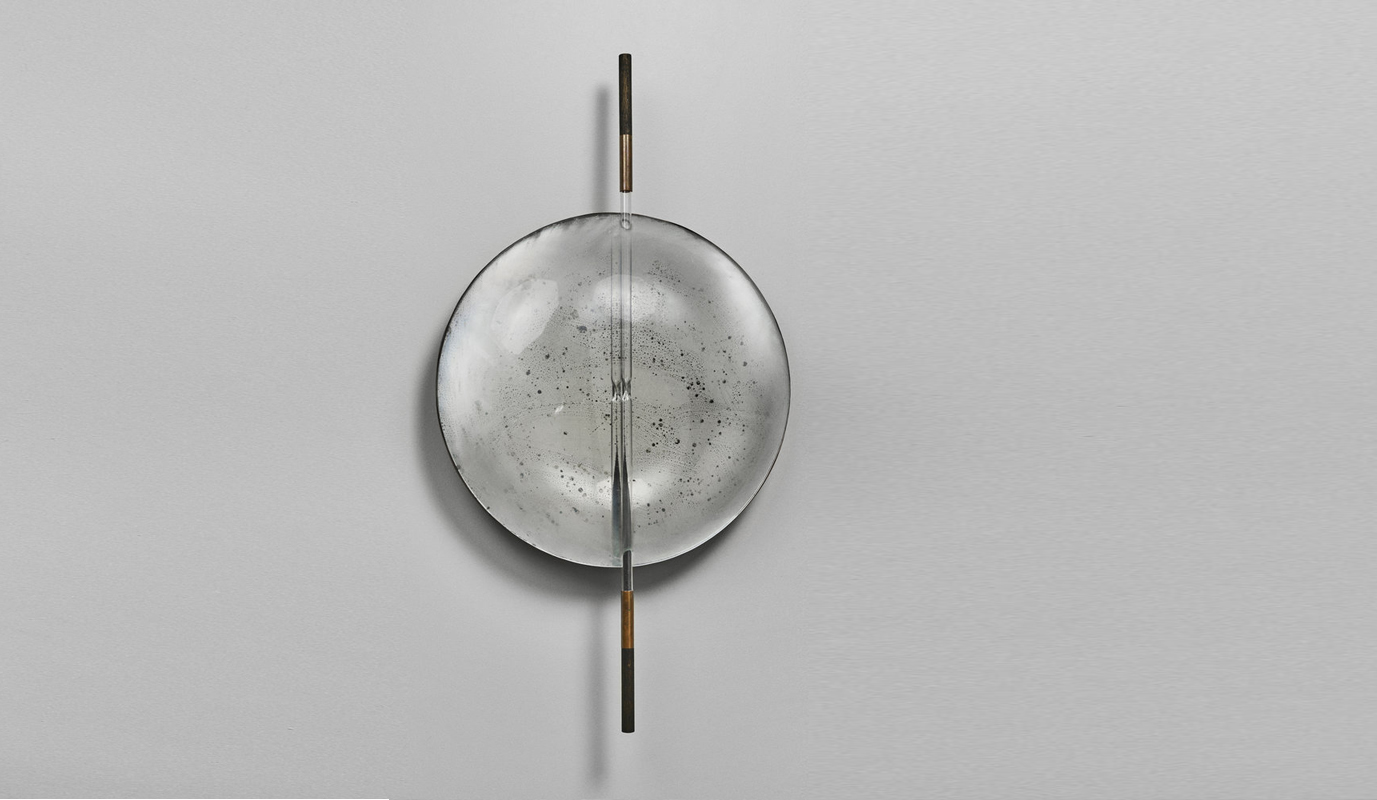 NEL VERBEKE/The Mirror-Hourglass